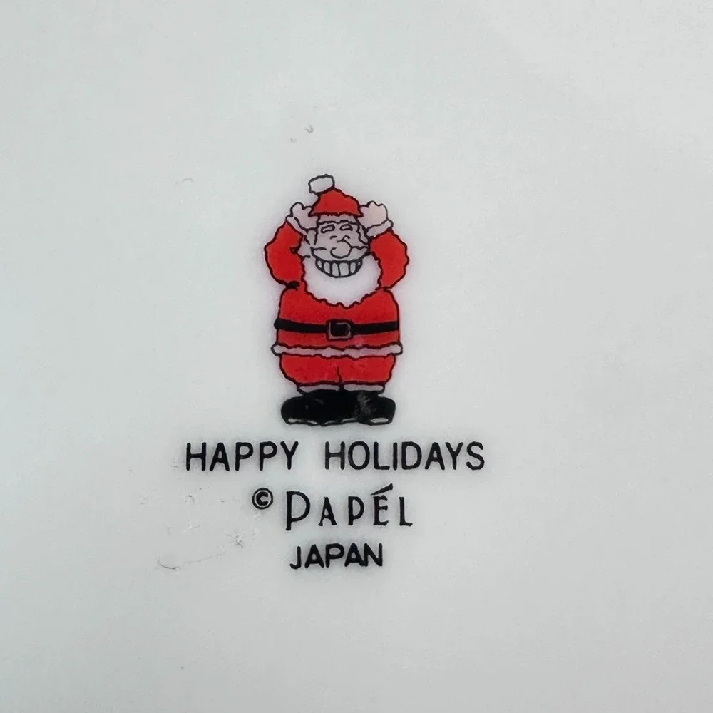 4 PAPEL CHRISTMAS Plates Santa Happy Holidays Work Work Getting Dressed JAPAN 8
